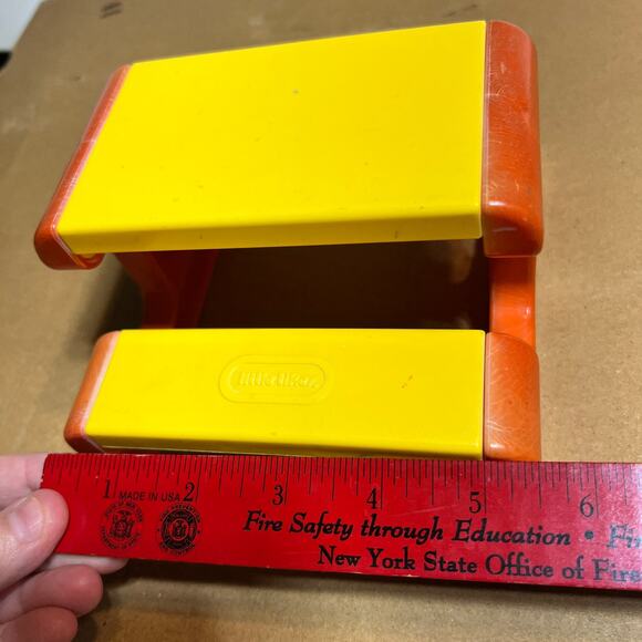 Little Tikes Dollhouse size PICNIC TABLE Outdoor Furniture play kids for Dolls - Picture 14 of 14